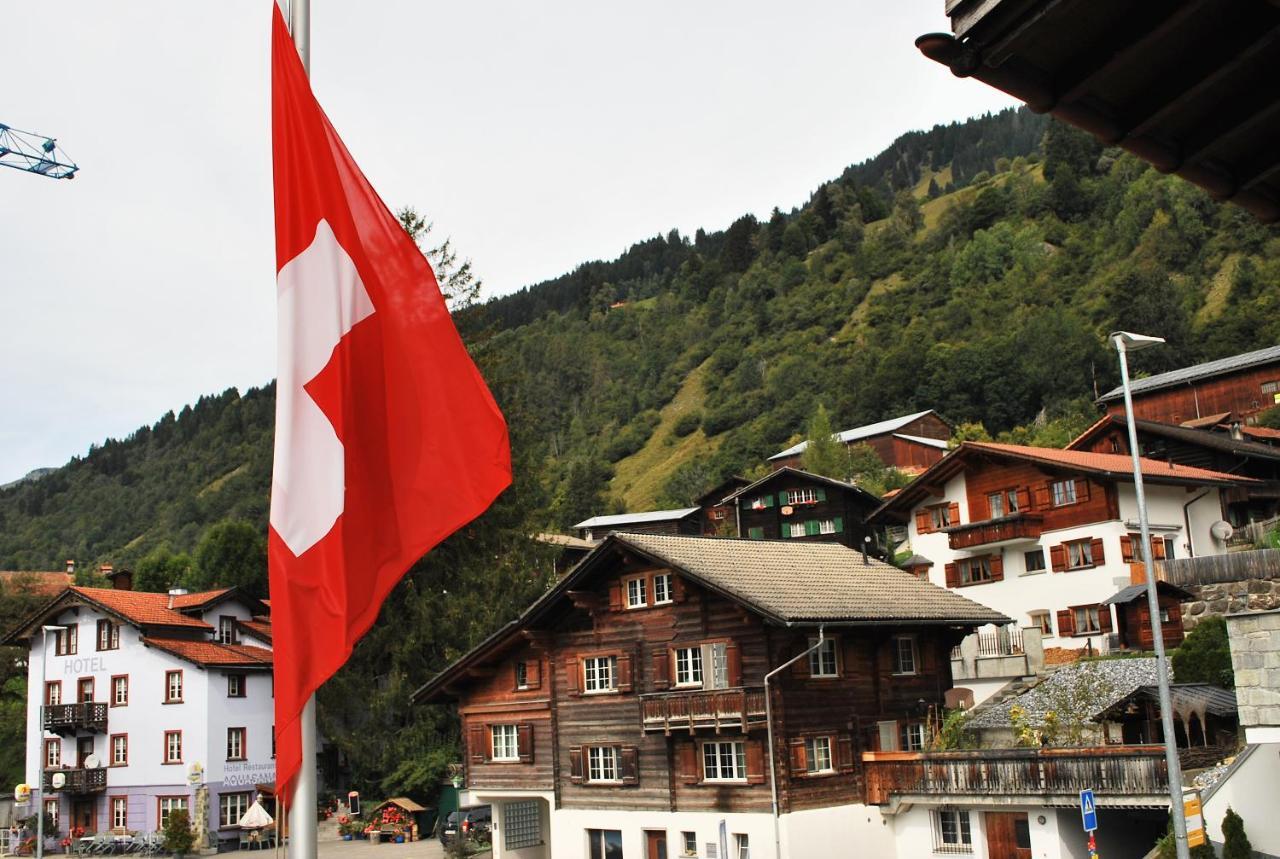 Apartment With Balcony And Panoramic Views Of Alps Klosters